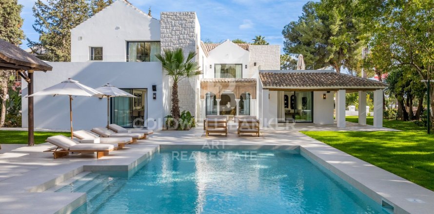 Villa à Marbella, Malaga, Espagne 5 chambres, 816 m2 No. 179071