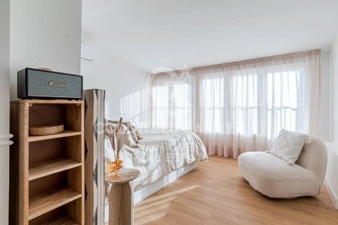 Apartment à vendre à Madrid, Espagne, 2 chambres, 130 m2 No. 179075 - photo 5