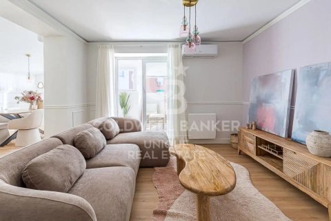 Apartment à Madrid, Espagne 2 chambres, 130 m2 No. 179075