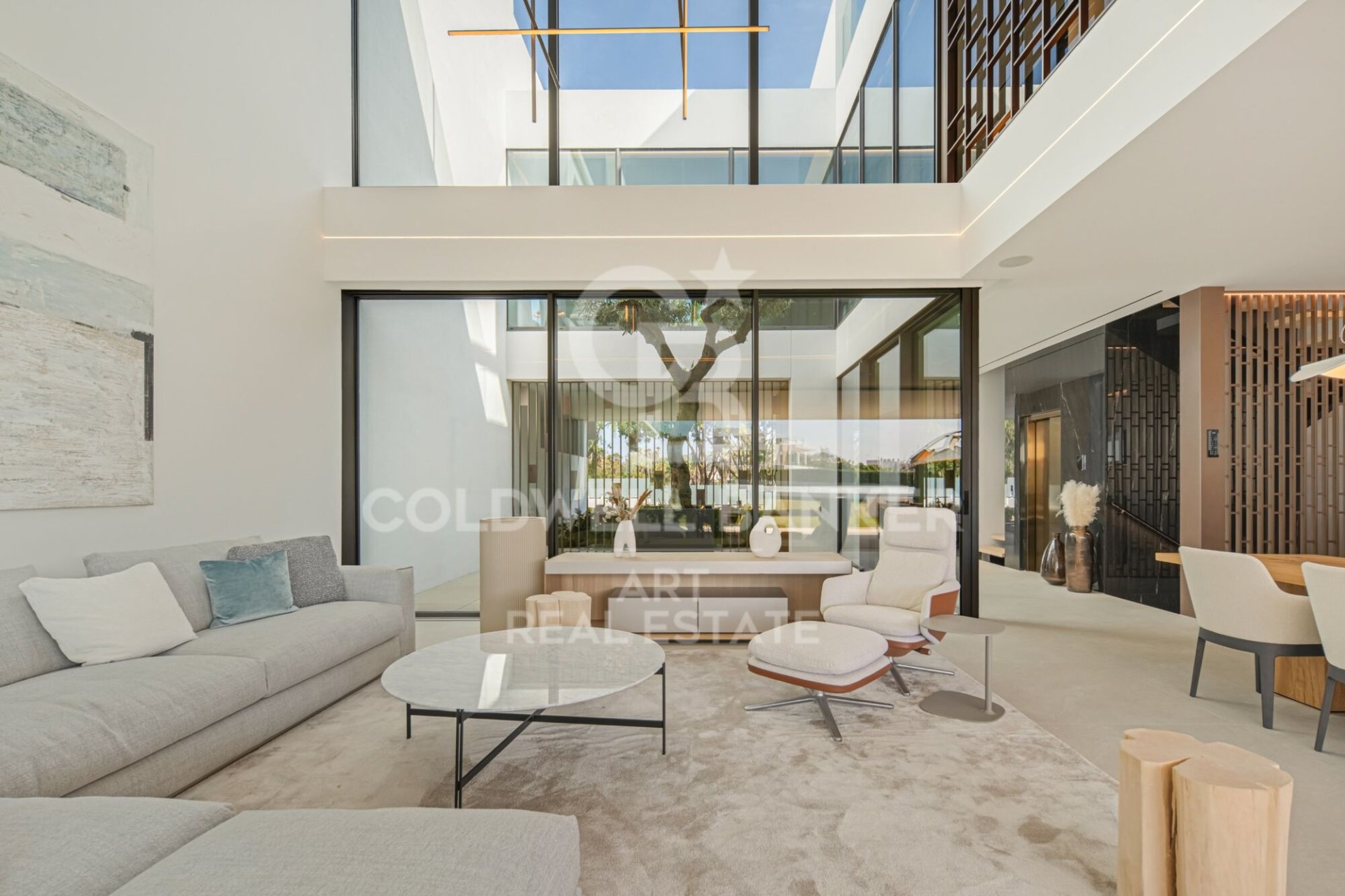 Huvila Marbella, Malaga, Espanja 3 makuuhuonetta, 373 m2 No. 179072