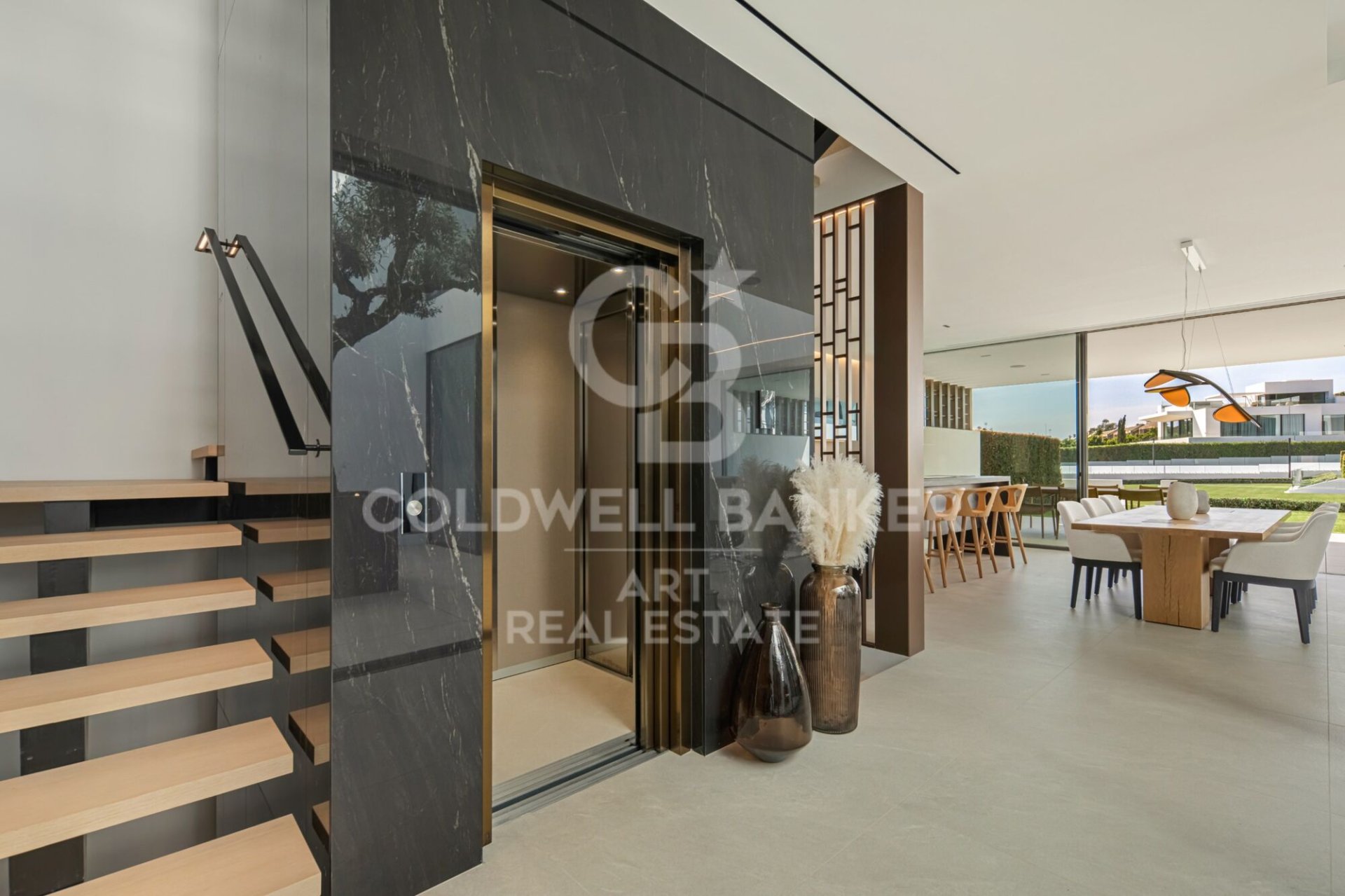 Huvila Marbella, Malaga, Espanja 3 makuuhuonetta, 373 m2 No. 179072
