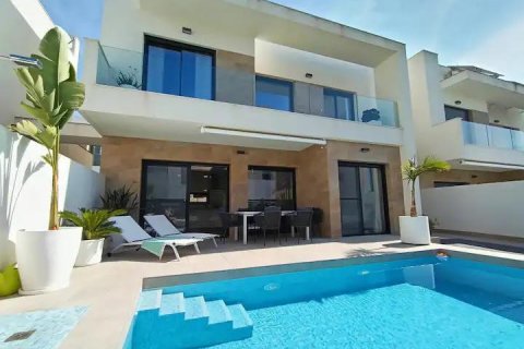 Villa till salu Los Montesinos, Alicante, Spanien 3 sovrum,  Nr. 115530 - foto 2