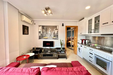 Appartamento in vendita a Torrevieja, Alicante, Spagna 2 camere da letto, 75 mq. N° 188525 - foto 7