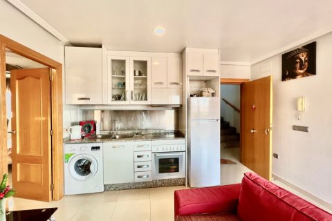 Appartamento in vendita a Torrevieja, Alicante, Spagna 2 camere da letto, 75 mq. N° 188525 - foto 10