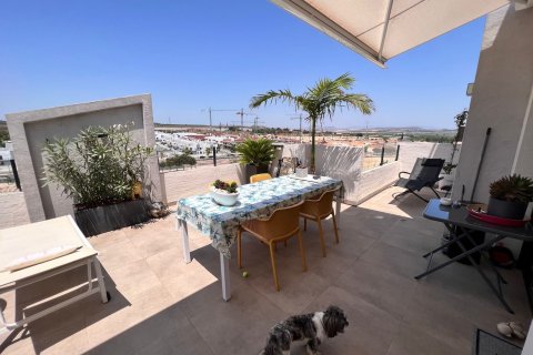 Apartament w San Miguel de Salinas, Alicante, Hiszpania 2 sypialnie, 70 mkw. nr 147552 – zdjęcie 2