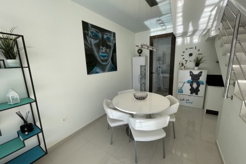 Rindu māja pārdošanā Villamartin, Alicante, Spānijā 2 istabas, 75 m2 Nr. 147554 - attēls 13