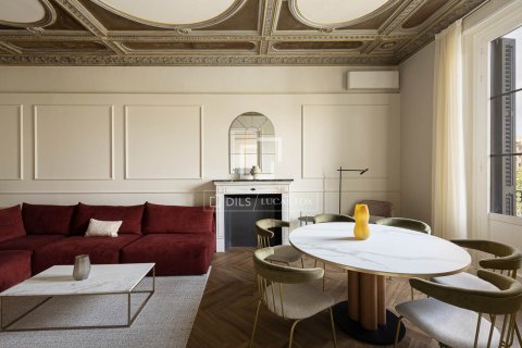 Wohnung zum Verkauf in Barcelona, Spanien 3 Schlafzimmer, 119 m2 Nr. 150682 - Foto 2