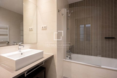 Wohnung zum Verkauf in Barcelona, Spanien 3 Schlafzimmer, 119 m2 Nr. 150682 - Foto 22