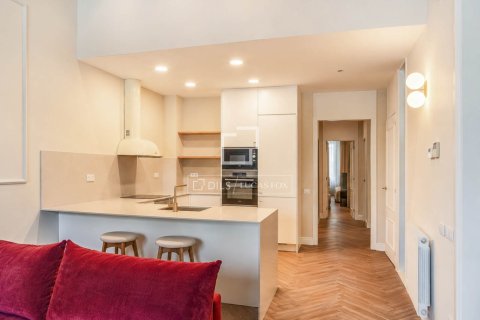 Dzīvoklis pārdošanā Barcelona, Spānijā 3 istabas, 136 m2 Nr. 150683 - attēls 27