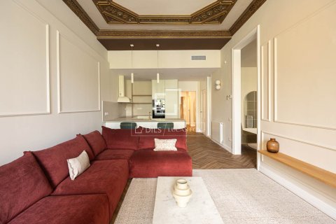 Apartment for sale in Barcelona, Spain 3 bedrooms, 136 sq.m. No. 150683 - photo 28