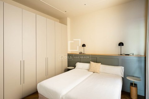 Apartment for sale in Barcelona, Spain 3 bedrooms, 136 sq.m. No. 150683 - photo 29
