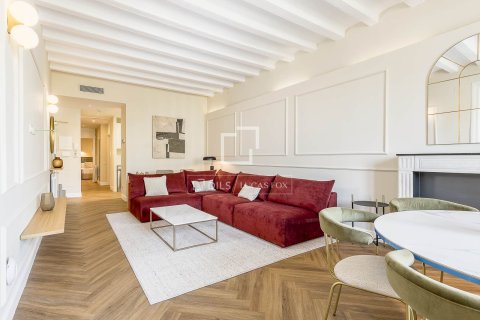 Wohnung zum Verkauf in Barcelona, Spanien 3 Schlafzimmer, 119 m2 Nr. 150684 - Foto 2