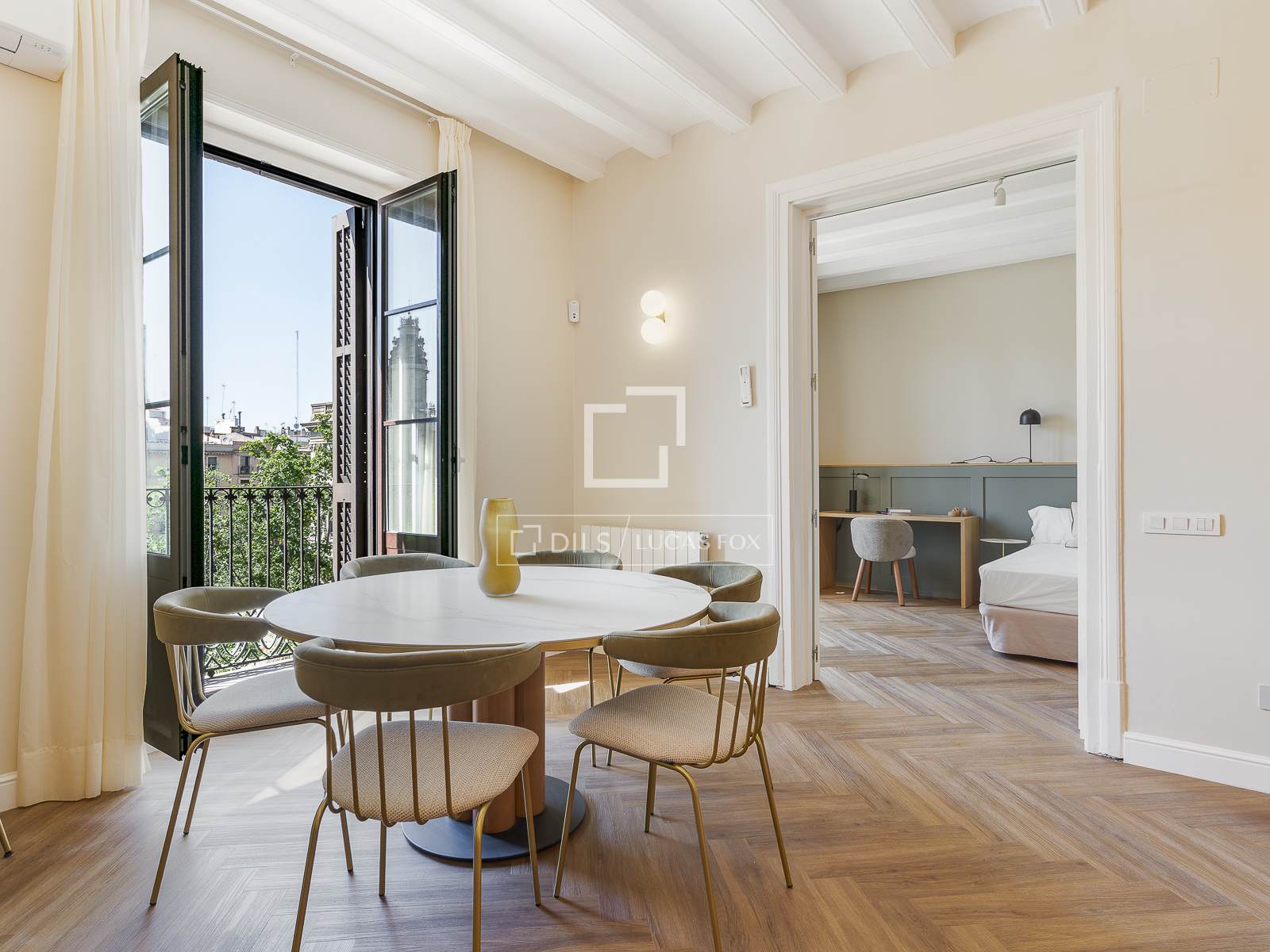 Dzīvoklis Barcelona, Spānijā 3 istabas, 119 m2 Nr. 150684