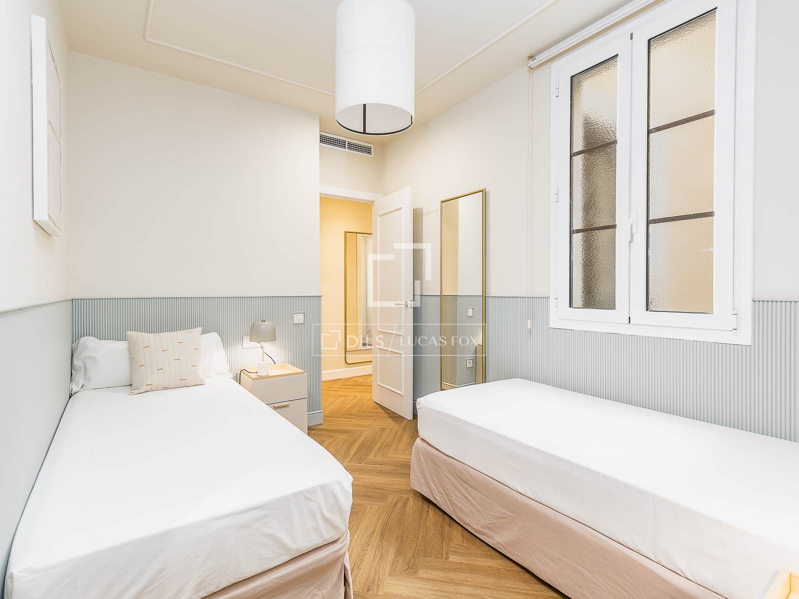 Dzīvoklis Barcelona, Spānijā 3 istabas, 119 m2 Nr. 150684