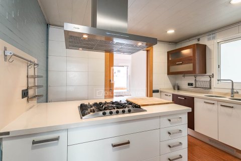 Apartamento en venta en Barcelona, España 3 dormitorios, 116 m2 No. 150679 - foto 10