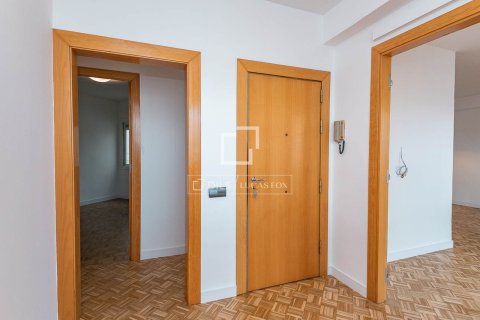 Apartamento en venta en Barcelona, España 3 dormitorios, 116 m2 No. 150679 - foto 26