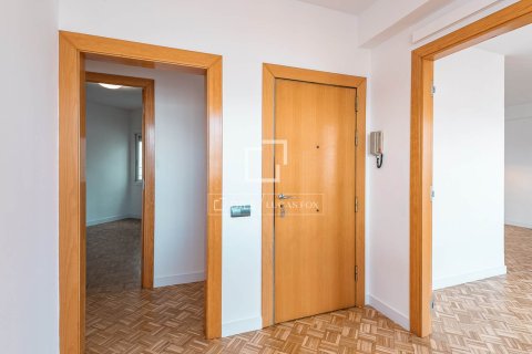 Apartamento en venta en Barcelona, España 3 dormitorios, 116 m2 No. 150679 - foto 27