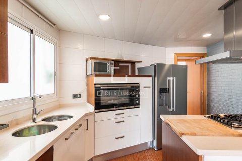 Apartamento en venta en Barcelona, España 3 dormitorios, 116 m2 No. 150679 - foto 11