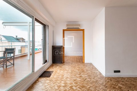 Apartamento en venta en Barcelona, España 3 dormitorios, 116 m2 No. 150679 - foto 7