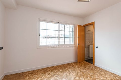 Apartamento en venta en Barcelona, España 3 dormitorios, 116 m2 No. 150679 - foto 12