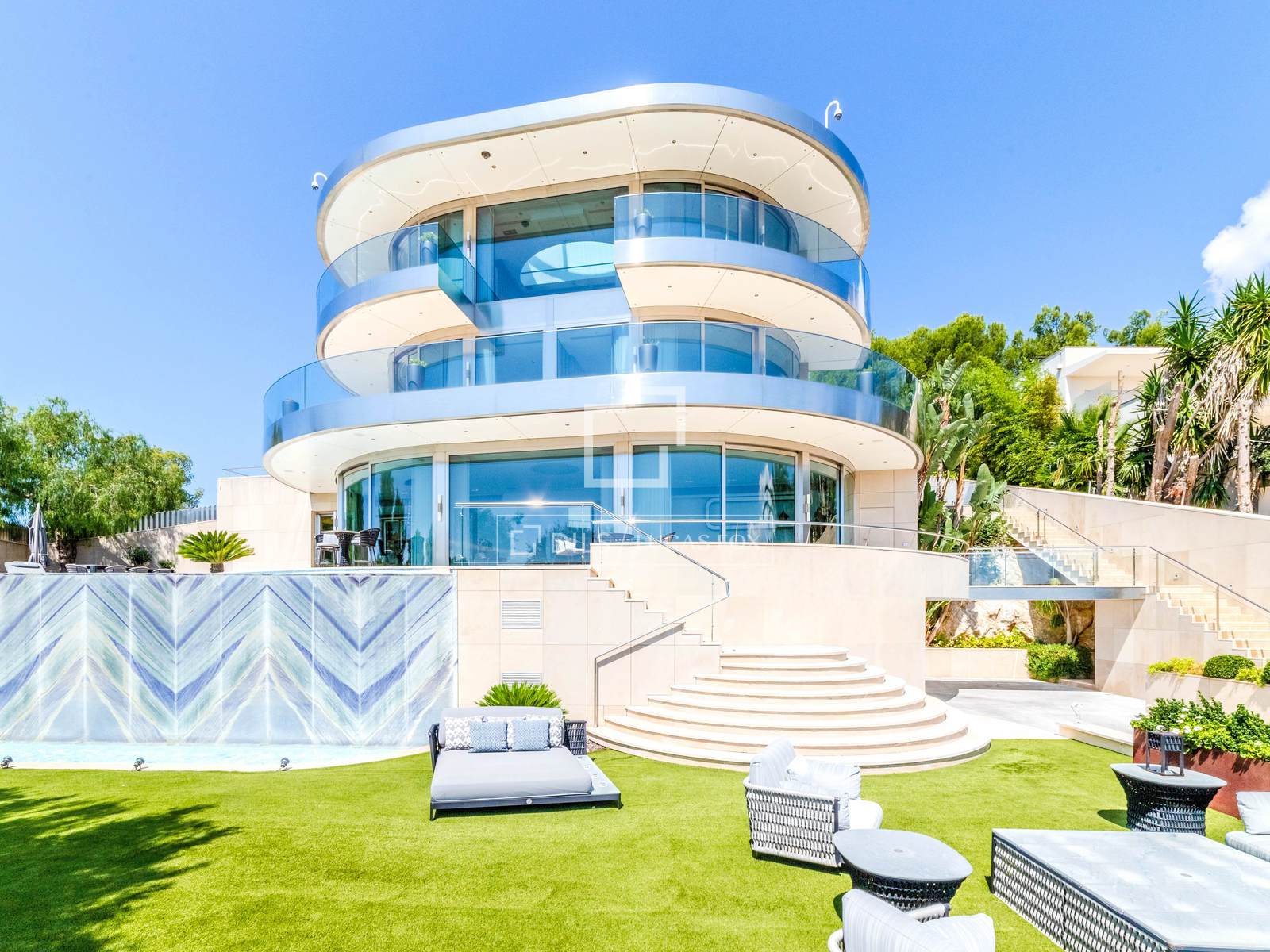 Villa a Sitges, Barcelona, Spagna 5 camere da letto, 615 mq. N° 150681