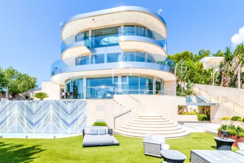 Villa for sale in Sitges, Barcelona, Spain 5 bedrooms, 615 sq.m. No. 150681 - photo 3