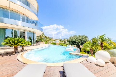 Villa for sale in Sitges, Barcelona, Spain 5 bedrooms, 615 sq.m. No. 150681 - photo 5