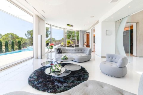 Villa for sale in Sitges, Barcelona, Spain 5 bedrooms, 615 sq.m. No. 150681 - photo 10