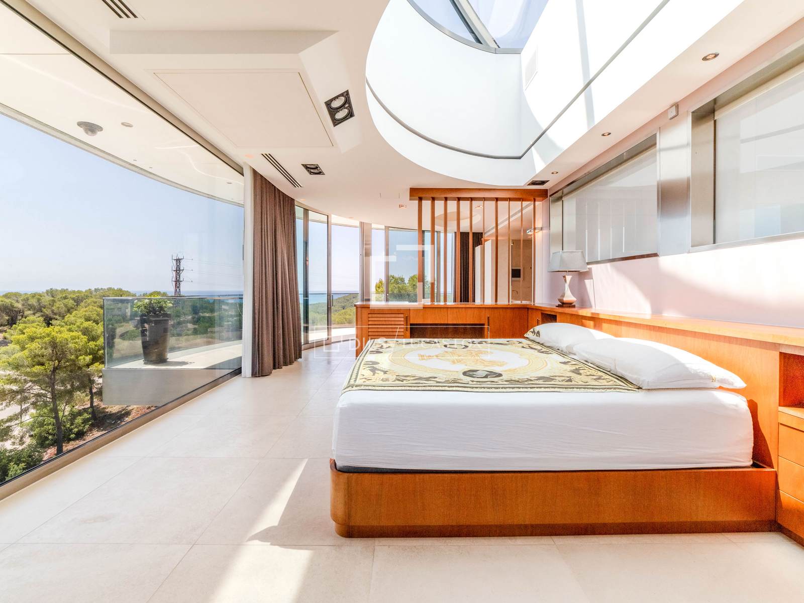 Villa a Sitges, Barcelona, Spagna 5 camere da letto, 615 mq. N° 150681