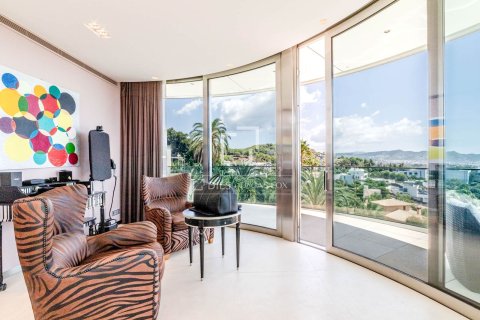 Villa for sale in Sitges, Barcelona, Spain 5 bedrooms, 615 sq.m. No. 150681 - photo 26