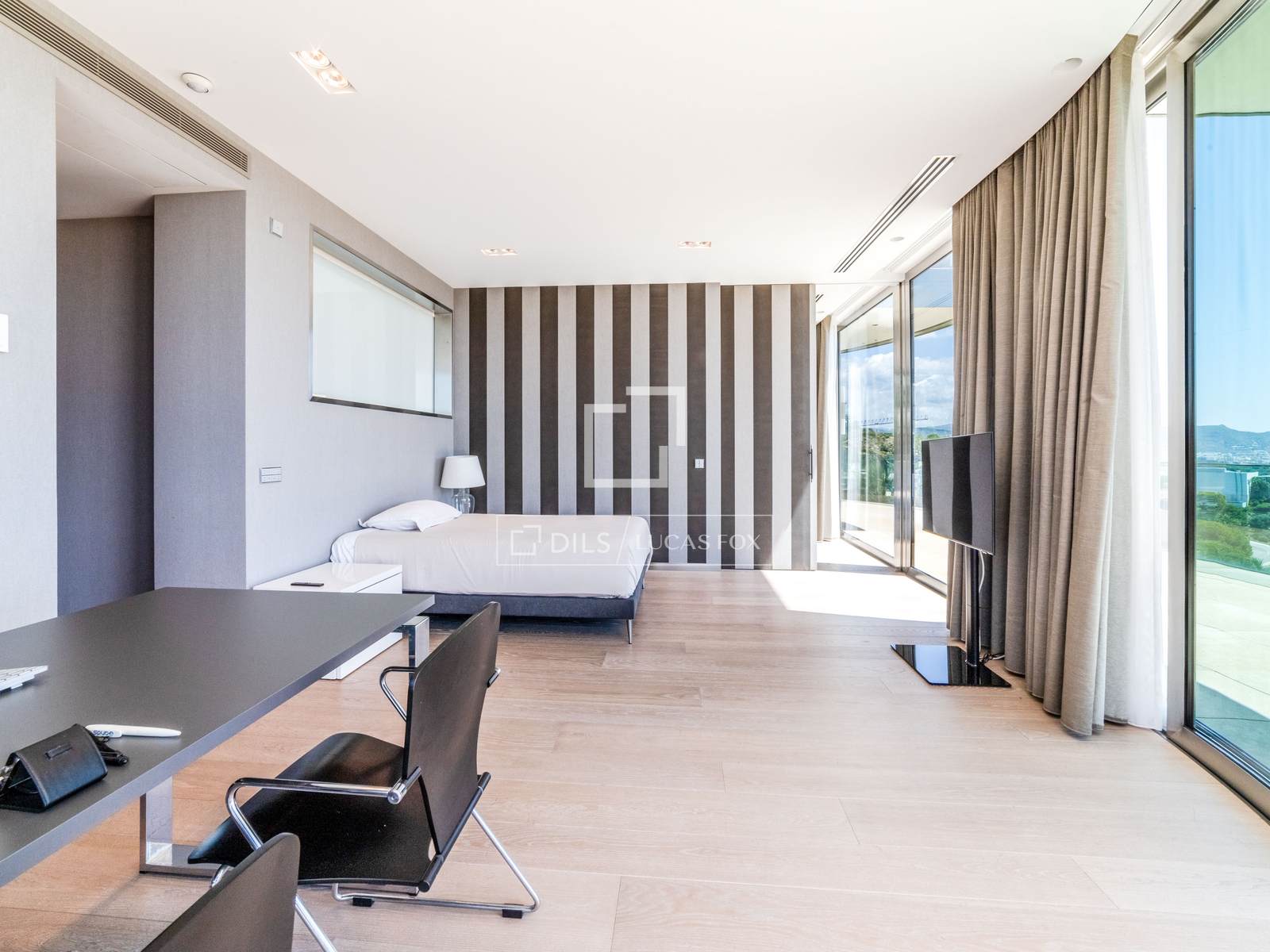 Villa a Sitges, Barcelona, Spagna 5 camere da letto, 615 mq. N° 150681