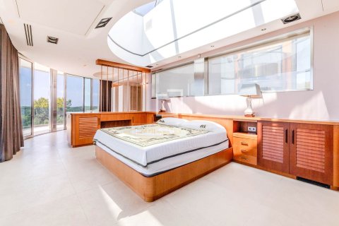 Villa for sale in Sitges, Barcelona, Spain 5 bedrooms, 615 sq.m. No. 150681 - photo 6