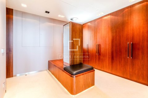 Villa for sale in Sitges, Barcelona, Spain 5 bedrooms, 615 sq.m. No. 150681 - photo 25