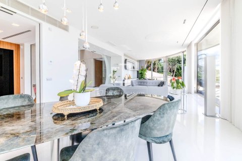 Villa for sale in Sitges, Barcelona, Spain 5 bedrooms, 615 sq.m. No. 150681 - photo 9