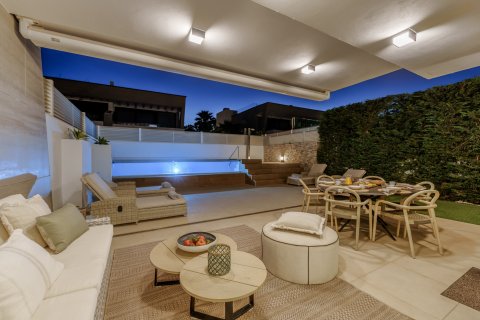 Villa for sale Marbella, Malaga, Spain 5 bedrooms, 297 sq.m. No. 136826 - photo 8