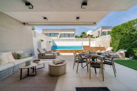 Villa for sale Marbella, Malaga, Spain 5 bedrooms, 297 sq.m. No. 136826 - photo 17