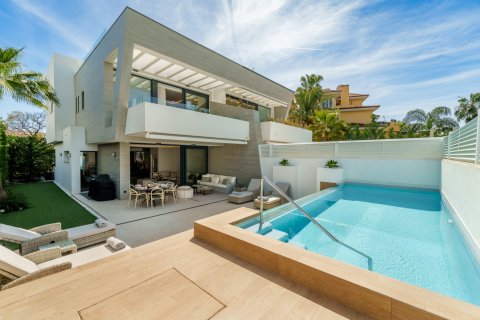 Villa for sale Marbella, Malaga, Spain 5 bedrooms, 297 sq.m. No. 136826 - photo 25