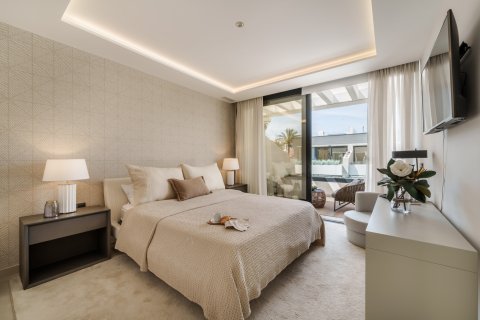 Villa for sale Marbella, Malaga, Spain 5 bedrooms, 297 sq.m. No. 136826 - photo 9