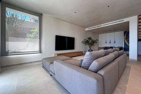 Villa for sale in Santa Ponsa, Mallorca, Spain 3 bedrooms, 220 sq.m. No. 143976 - photo 12