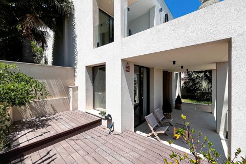 Villa for sale in Santa Ponsa, Mallorca, Spain 3 bedrooms, 220 sq.m. No. 143976 - photo 26