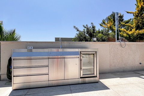 Villa for sale in Santa Ponsa, Mallorca, Spain 3 bedrooms, 220 sq.m. No. 143976 - photo 8