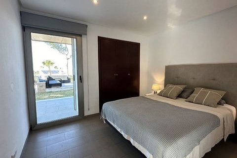 Villa à vendre à Mallorca, Espagne, 5 chambres, 255 m2 No. 143973 - photo 15