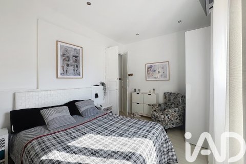 Продажа квартиры в Виланова-и-ла-Желтру, Барселона, Испания 3 спальни, 110м2 №172881 - фото 2