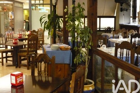 Cafe / restaurant zum Verkauf in Tres Cantos, Madrid, Spanien 404 m2 Nr. 172886 - Foto 8
