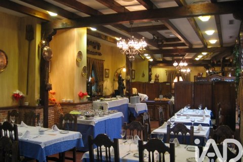 Cafe / restaurant zum Verkauf in Tres Cantos, Madrid, Spanien 404 m2 Nr. 172886 - Foto 3