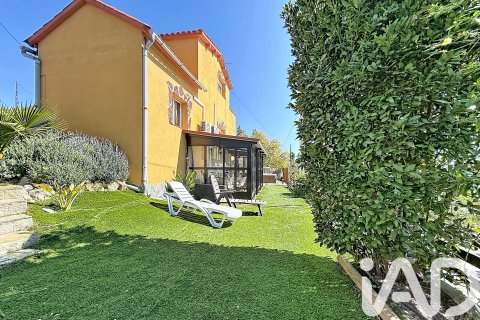 House à vendre à Olivella, Barcelona, Espagne, 2 chambres, 145 m2 No. 172885 - photo 2