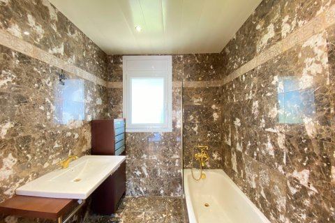 Продажа дома Льорет-де-Мар, Герона, Испания 3 спальни, 293м2 №99177 - фото 27