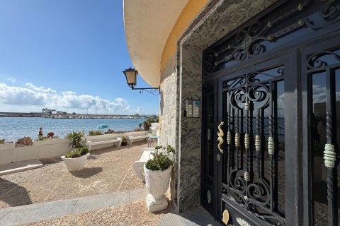 Apartment for sale Torrevieja, Alicante, Spain 3 bedrooms, 106 sq.m. No. 133070 - photo 4