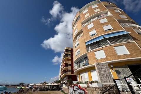 Apartment for sale Torrevieja, Alicante, Spain 3 bedrooms, 106 sq.m. No. 133070 - photo 2