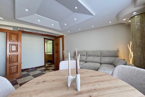 Apartment for sale Torrevieja, Alicante, Spain 3 bedrooms, 106 sq.m. No. 133070 - photo 1